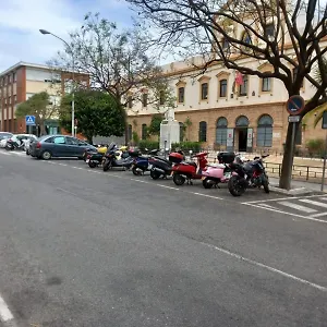 https://paseo-maritimo-de-cadiz.hotelsincadiz.net